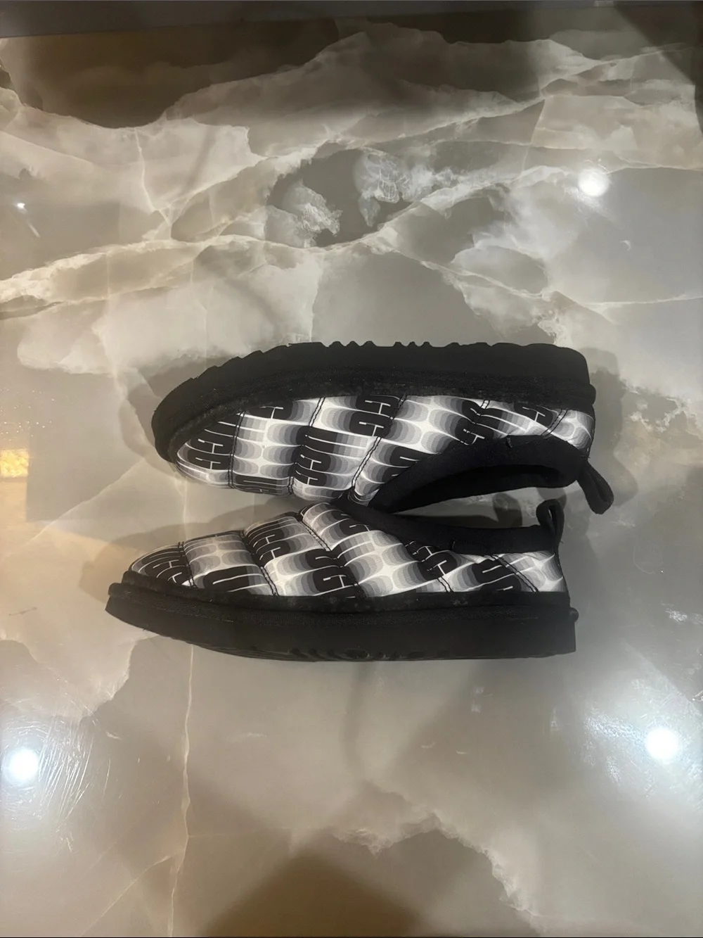 UGG Kids Black & White Logo Slip-On Puffer Shoes